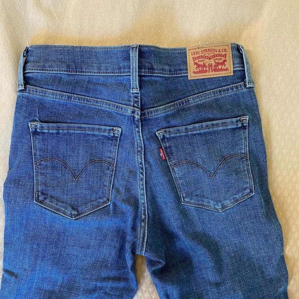 Levi's 311 shaping skinny jeans